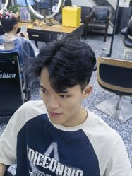 -藤野造型专业烫染接发