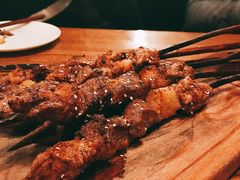 -阿里家·新疆烤肉酒場 by MIG