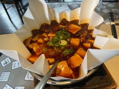 -穹六人间 people 6(岳阳路店)