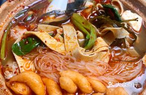 Raw Meatball Hot Pot