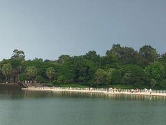 -洞里萨湖