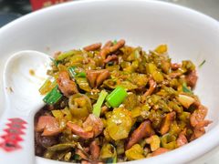 -味上湘菜馆(岳麓山店)