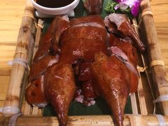 -老滇山寨•云南特色菜•地方菜•民族风情歌舞表演(金碧店)