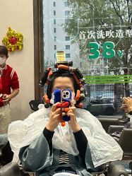 -卡尔诗·科技美肤连锁