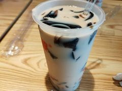 -八婆婆烧仙草(曾厝垵店)