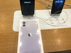 -Apple零售店(华贸购物中心店)