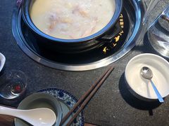 -大匠工房古船木艺术餐厅·猪肚鸡专门店(长白仙岛店)