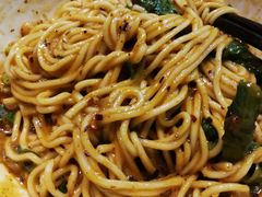 -呼啦面馆·头牌豌杂面(爱琴海店)