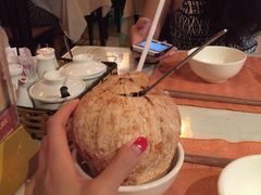 鲜椰子汁-Lanterns Vietnamese Restaurant