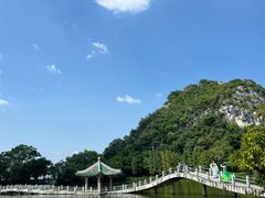 -星湖旅游景区七星岩