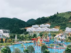 -荔波冰雪水世界主题乐园