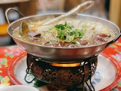 杀猪菜-闯关东东北农家菜(崂山石老人店)