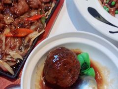红烧狮子头-乾隆美食·本帮菜(黄河路店)