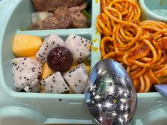 -汽车博物馆主题餐厅