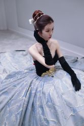 -LOVINA洛维娜婚纱礼服