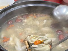 -花苑美食横琴生蚝火锅(拱北粤华路店)