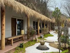 -悟空山宿陨石私汤温泉酒店(神舟大道地铁站店)