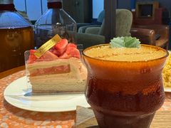 -黑草莓(重庆路店)