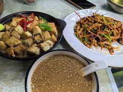 -天天向上素食餐厅(五台山店)