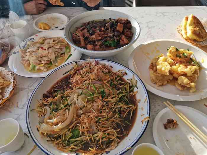 金缘顾乡饭店-"传说这算是兰西最有排面的饭店了[调皮].
