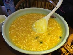 -阿瓦山寨·湘菜现炒·剁椒鱼头王(咸阳总店)