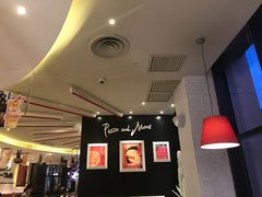 -必胜客(武汉欢乐谷店)