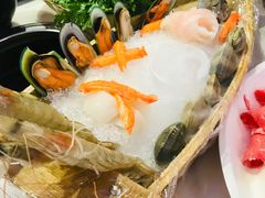 海鲜拼盘-牛魔王时尚回转餐厅