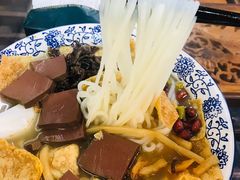 -小蛮妞家螺蛳粉(凯旋路店)