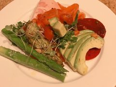 -松山湖凯悦酒店·Café自助餐厅·周末火舞秀表演