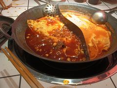 -热火朝天鲜切牛肉火锅(南强街巷店)