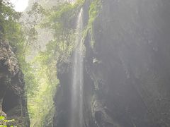 -龙水峡地缝景区