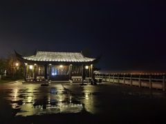 -上海滴水湖皇冠假日酒店