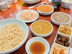 -裕兴记•蟹黄面馆(人民广场店)