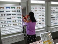 -目艮眼镜SHOWROOM(品牌集合店)