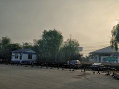 -平望服务区·停车场