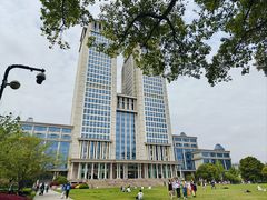 -复旦大学光华楼