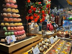 -雍容荟帝王蟹活龙虾展台自助(IFS黑金店)