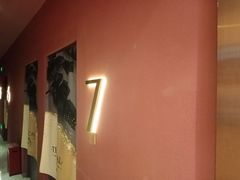 -极光点播影院·Switch.游戏馆(世界之窗店)