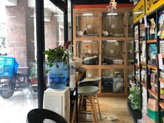 -八公叔叔宠物美容连锁(春申店)