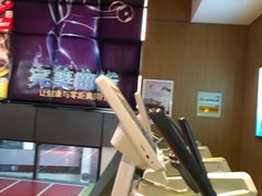 -零距离国际健身游泳中心(九龙湖店)