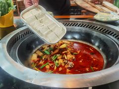 -三里屯土灶炖公鸡地锅鸡(江东店)