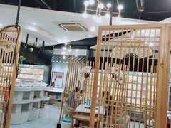 大堂-屋头串串(新街里店)