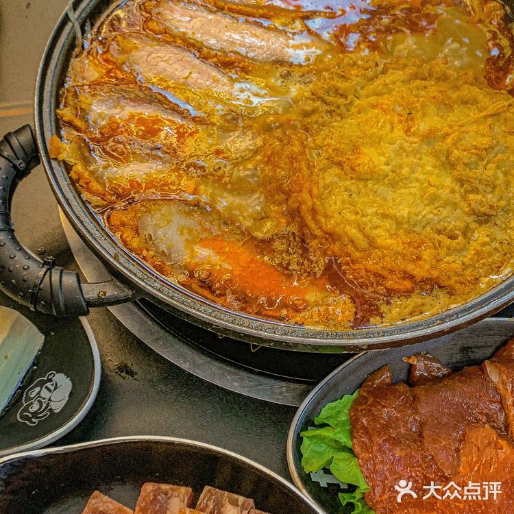 足足臭了三天三夜的螺狮粉火锅也太好吃了吧[色]