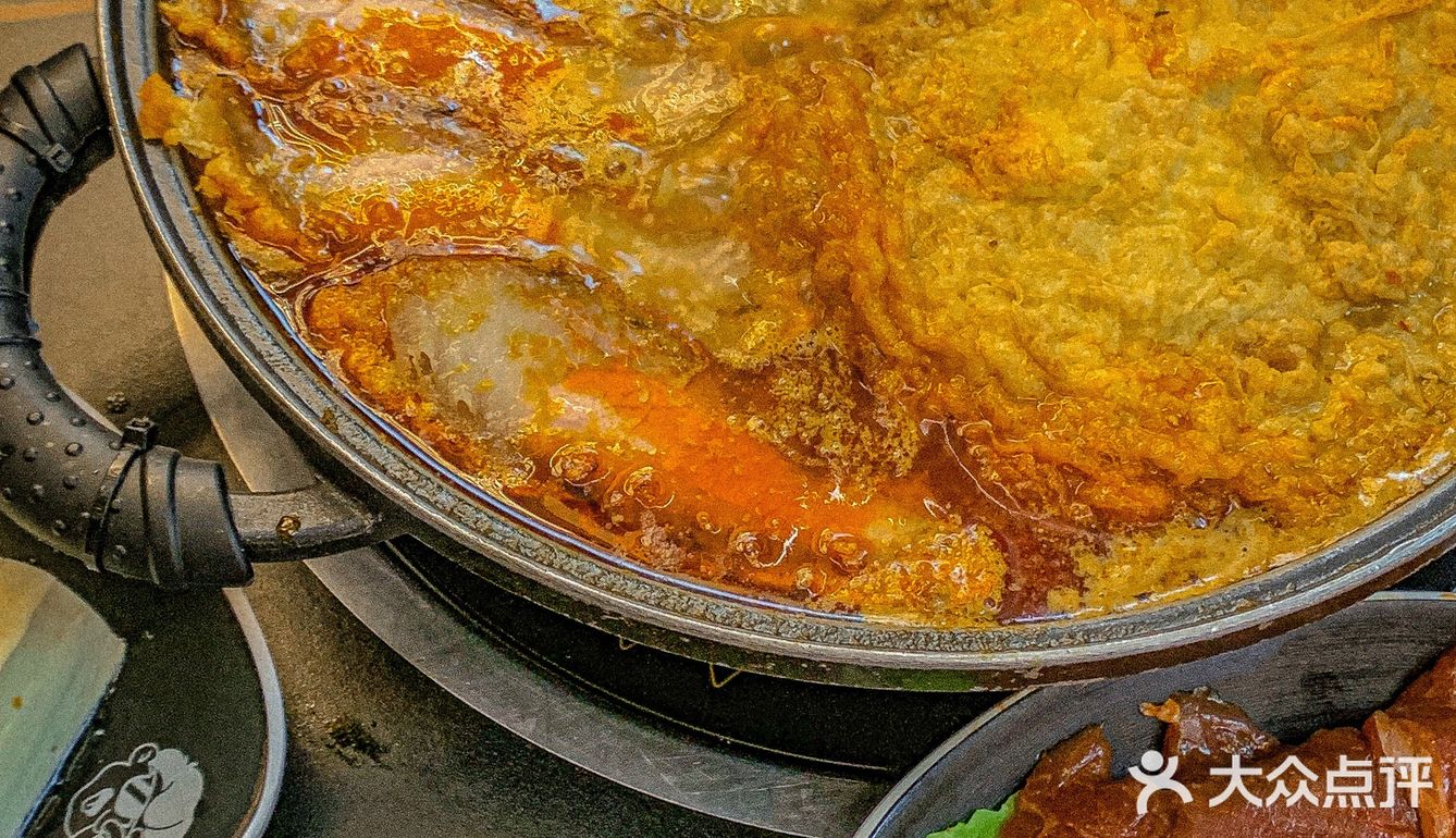 足足臭了三天三夜的螺狮粉火锅也太好吃了吧[色]