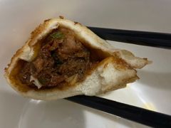 肉煎包-依云煎包店
