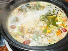 -陆记牛庄·碳锅龙虾烧烤(爱上花园店)