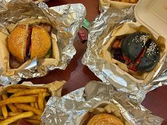 -shark burger·鲨鱼汉堡(交子大道店)