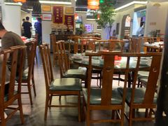 大堂-卢大鲜鱼头捞饭(美利广场店)