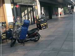 -星巴克(杭州西湖银泰1F店)