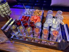 -喜鹊音乐酒馆(西街店)